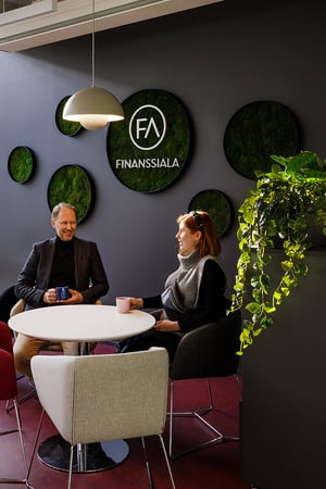 finanssiala kasvit toimistossa (14)