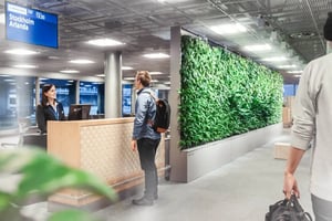 finavia-airport-naava-green-wall-06