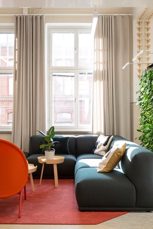 Urban3 Coworking space with Naava green walls (4)